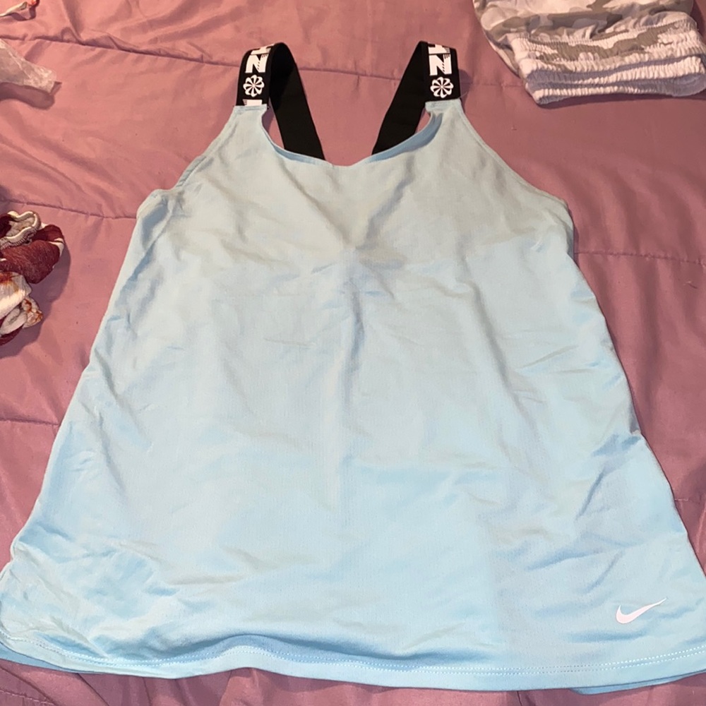 Nike tank top like new